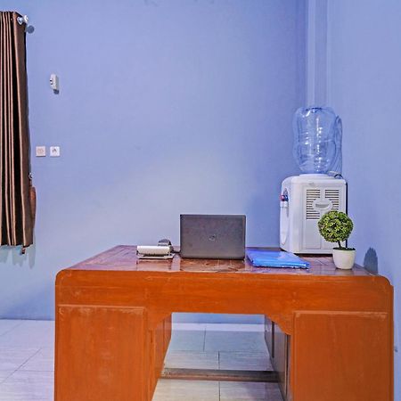 Oyo Life 91592 Aaliya Guest House Syariah Lebakwangi Luaran gambar
